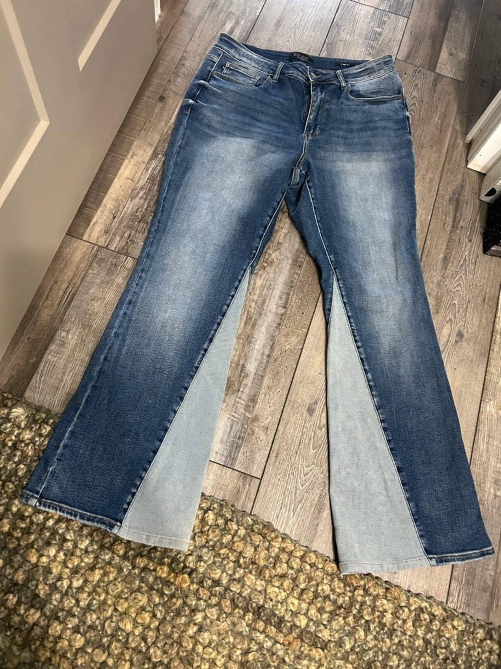 Judy Blue Frankie Mid Rise Inseam Panel Flare Jeans plus size